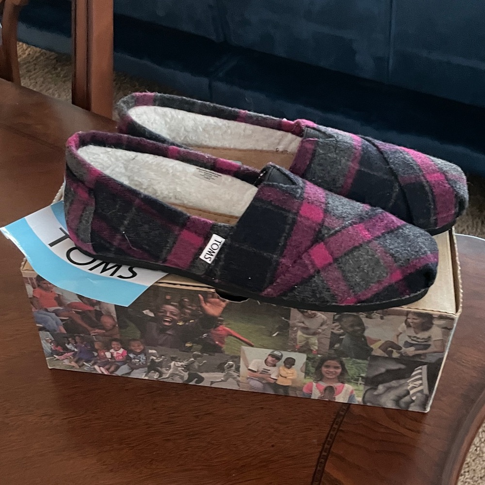 Toms Classic Black Woolen